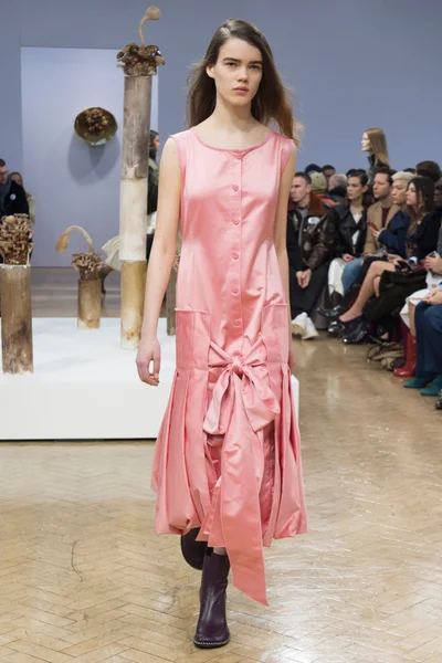 Look 44